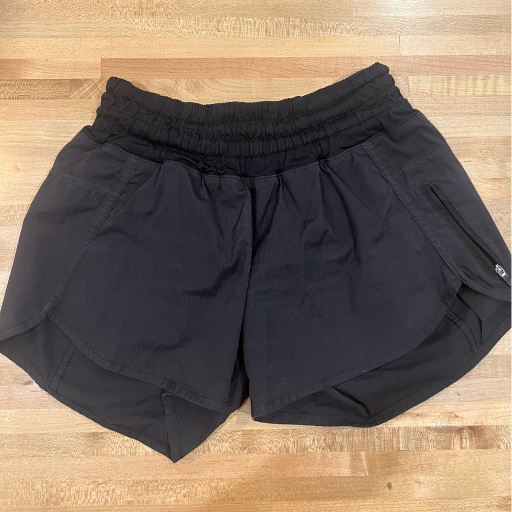 Black Lululemon shorts